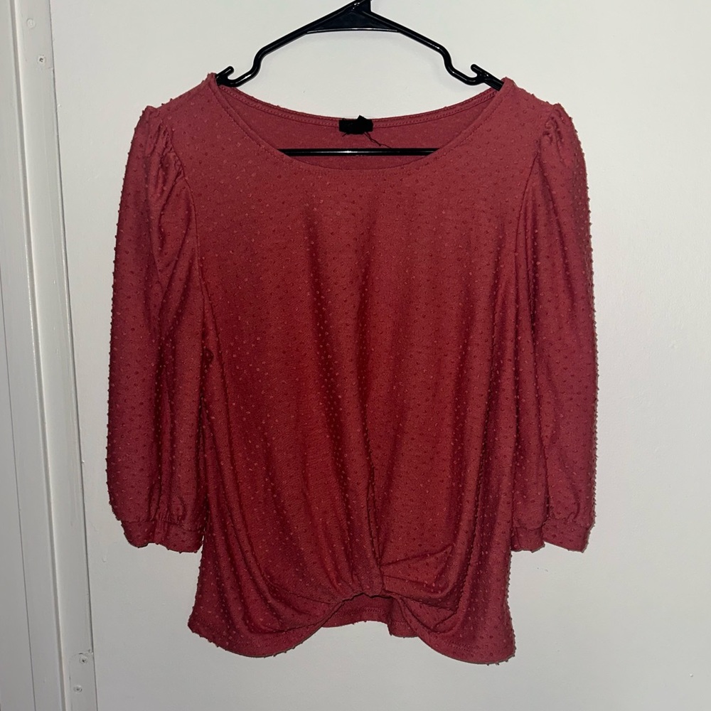 W5 3/4 Sleeve Dotted Top